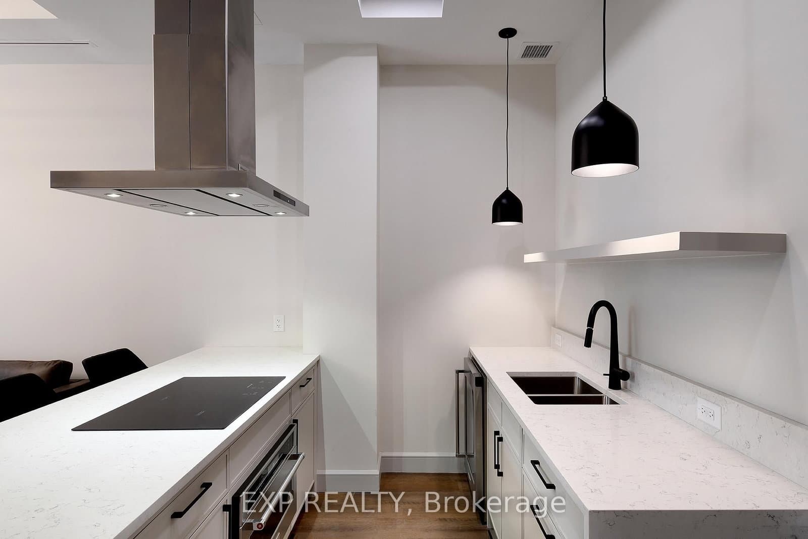331 Cooper Street, Unit 604 thumbnail 17