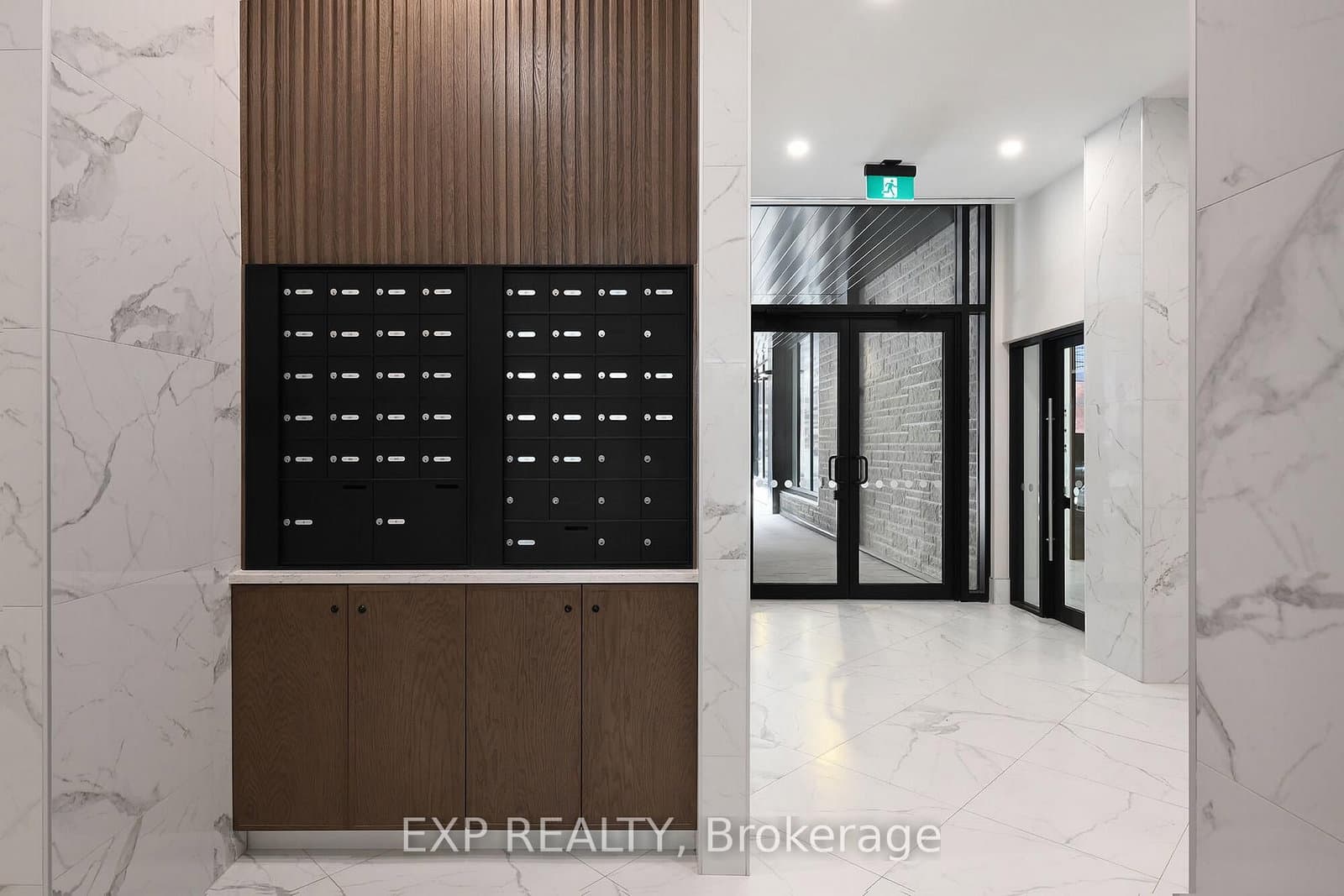 331 Cooper Street, Unit 701 thumbnail 10