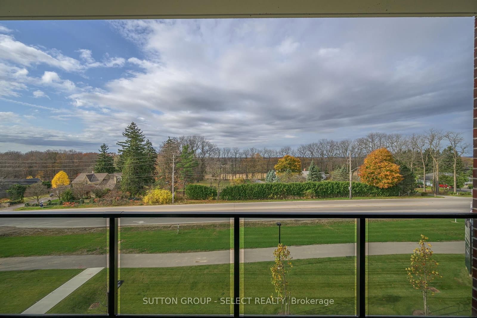 1975 Fountain Grass Drive, Unit 307 thumbnail 2
