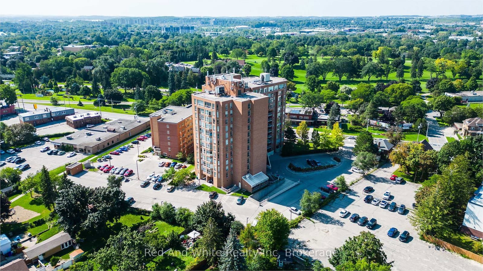1414 King Street E, Unit 802 thumbnail 2