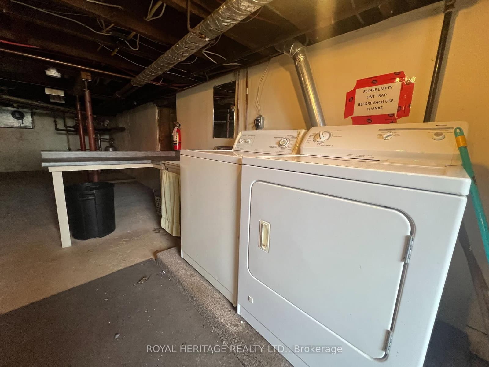 80 Bridge Street W, Unit 4 thumbnail 29