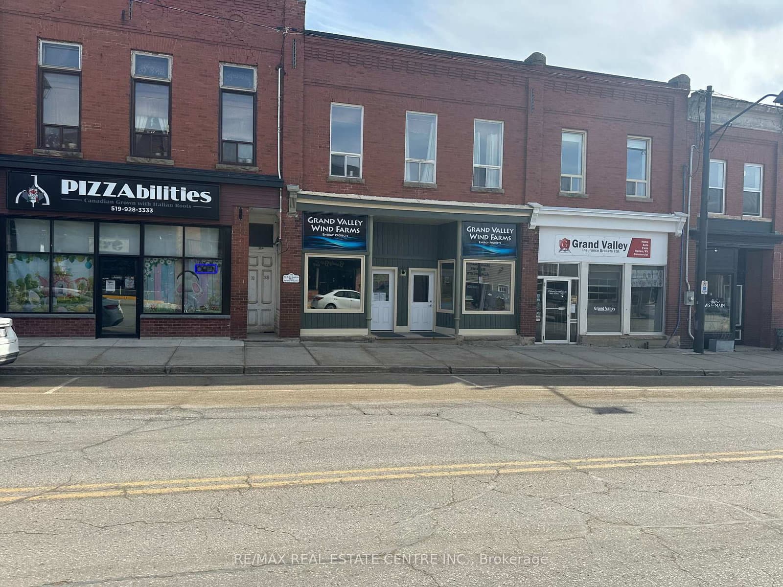 35 Main Street thumbnail 3