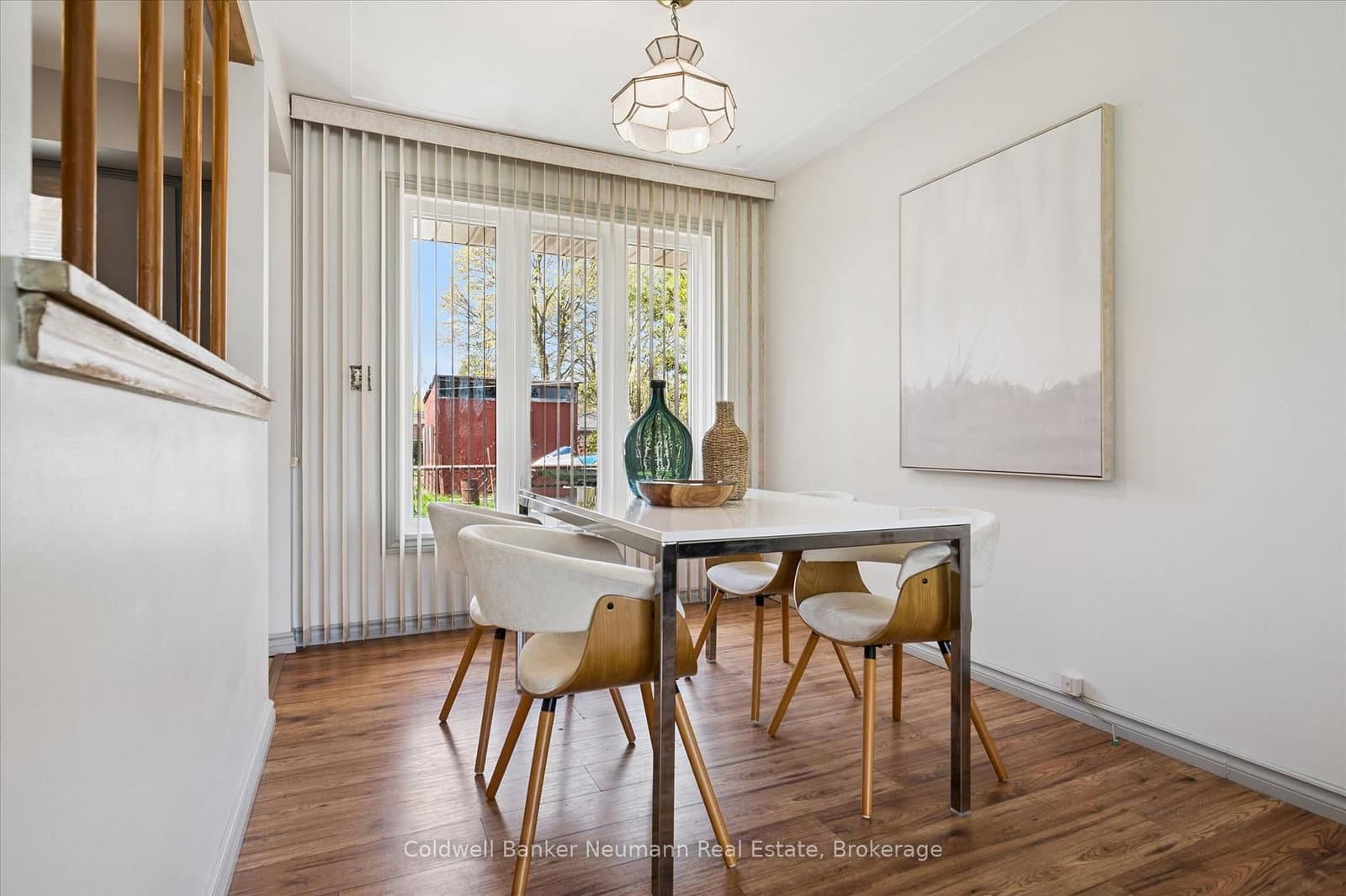 92 Victoria Road N thumbnail 12