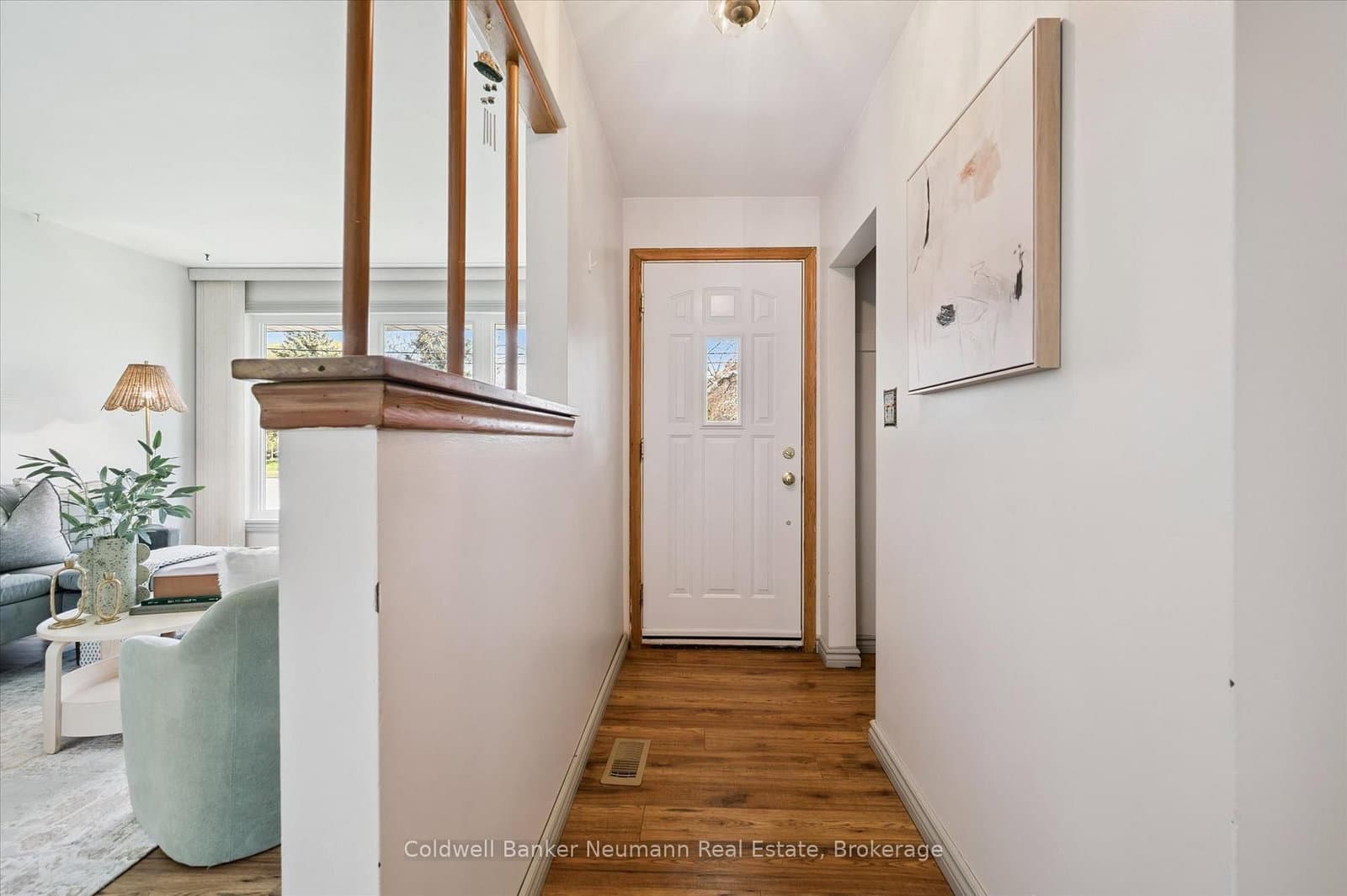92 Victoria Road N thumbnail 6