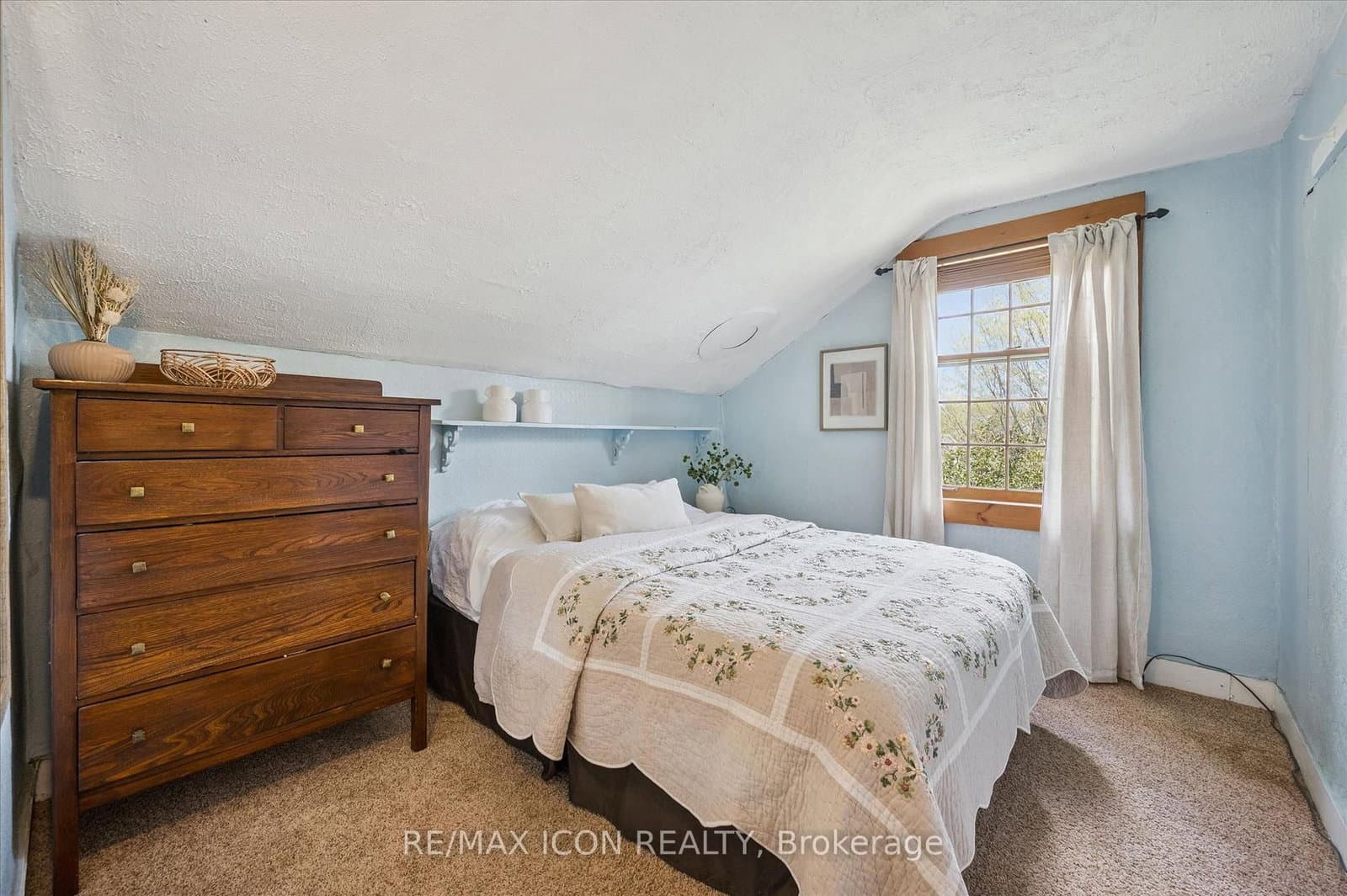 630 Robert Ferrie Drive thumbnail 25