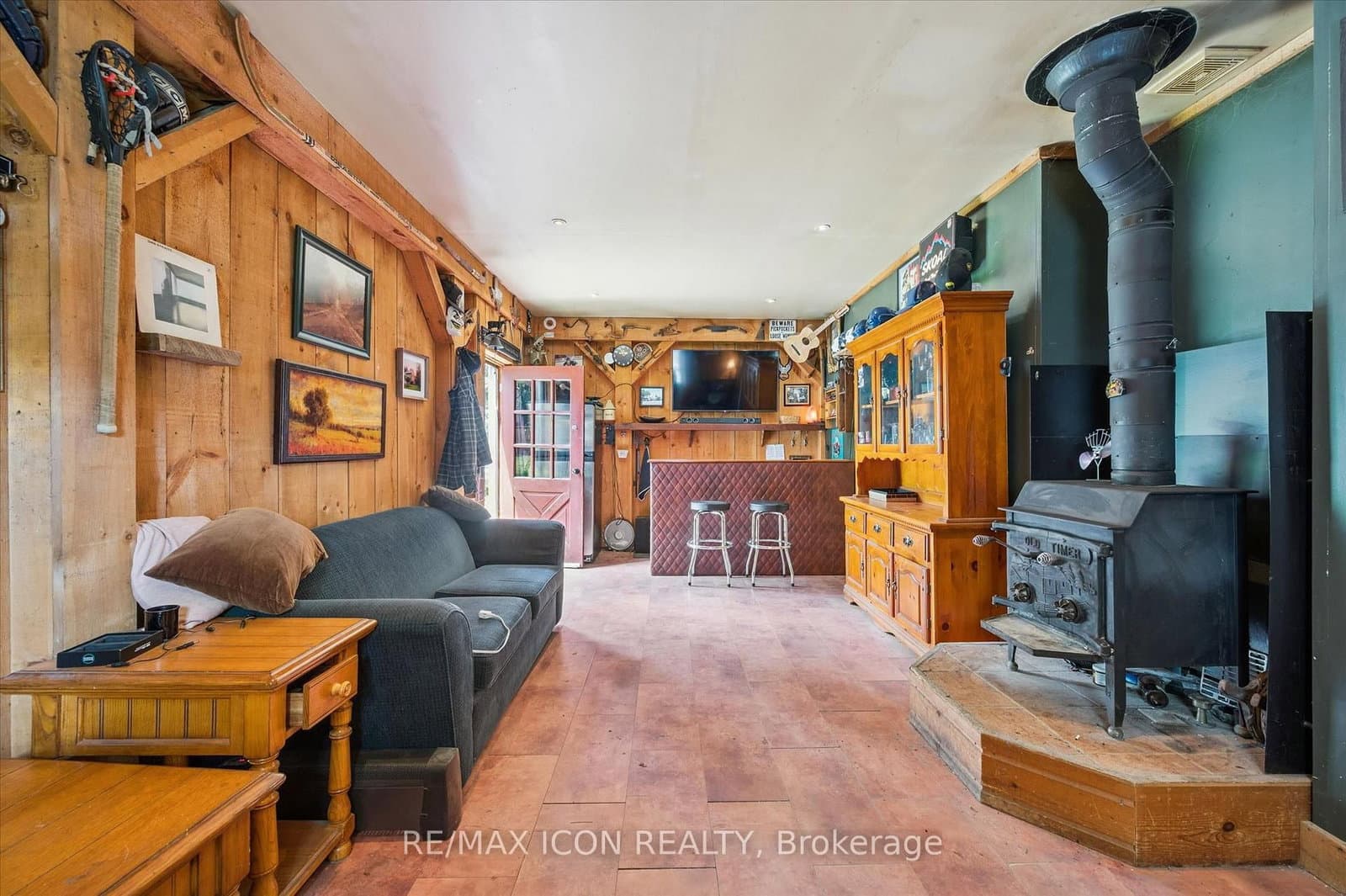 630 Robert Ferrie Drive thumbnail 28