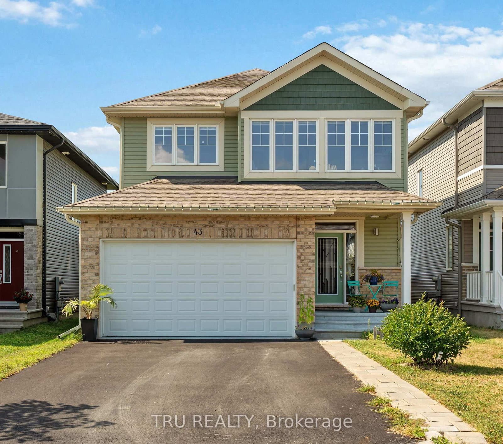 43 Aridus Crescent - Image 1