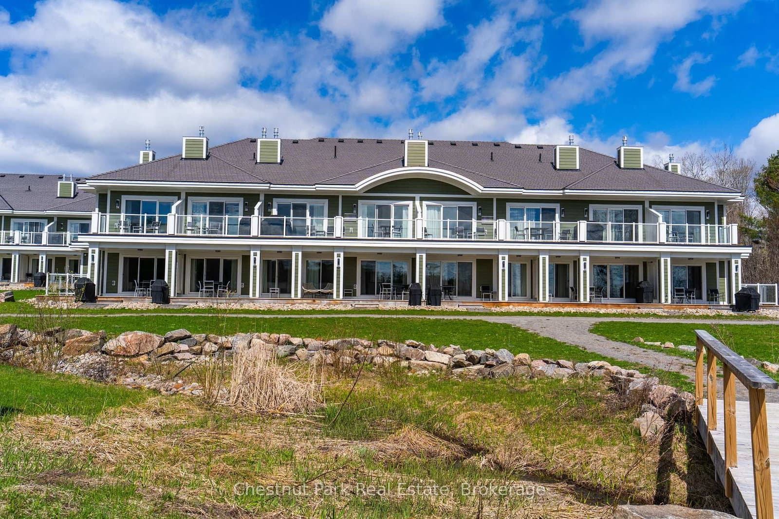 1869 Muskoka Rd 118 Highway W, Unit BHV A202 thumbnail 25