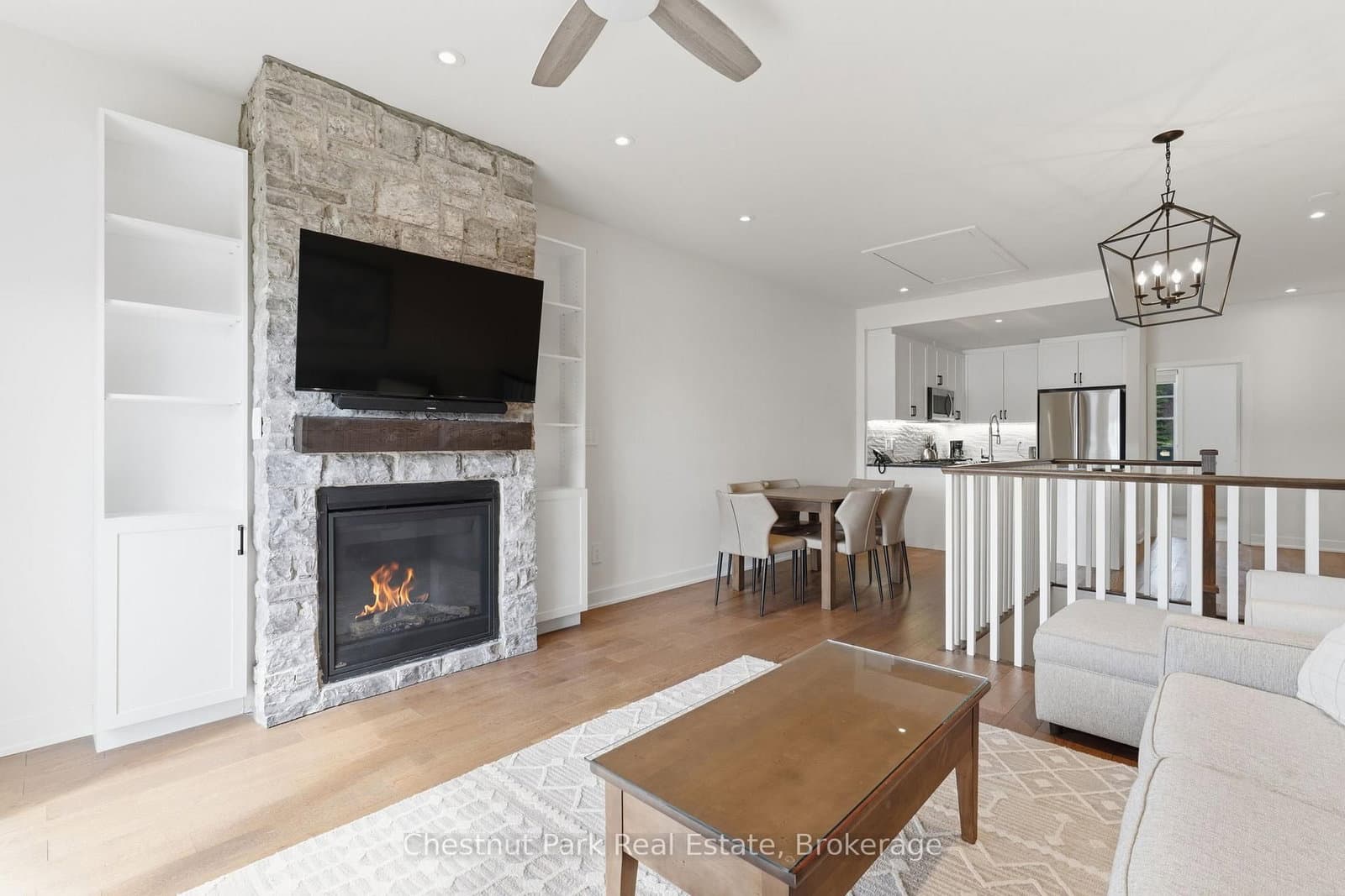 1869 Muskoka Rd 118 Highway W, Unit BHV A202 thumbnail 8
