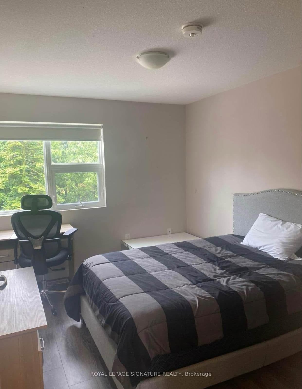 288 Albert Street, Unit 216 thumbnail 11