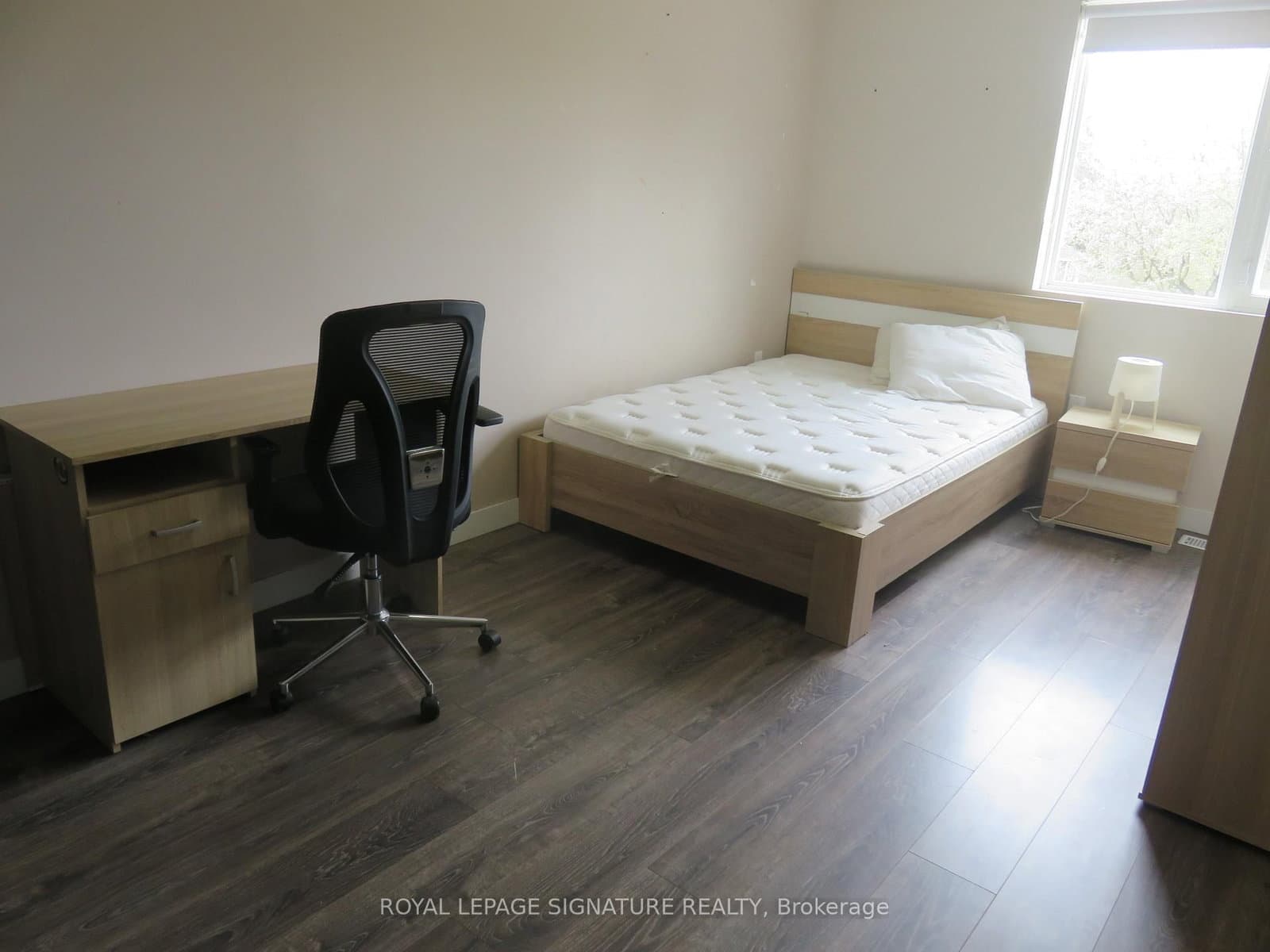 288 Albert Street, Unit 216 thumbnail 15