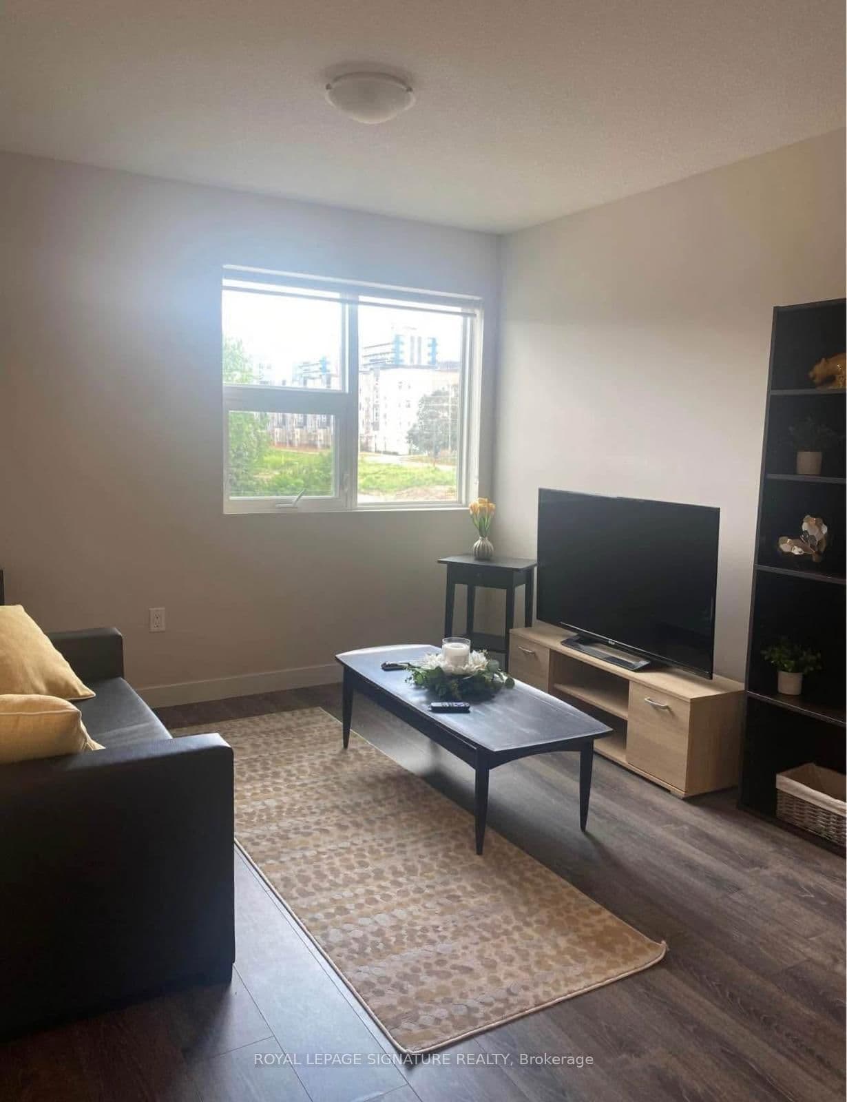 288 Albert Street, Unit 216 thumbnail 7