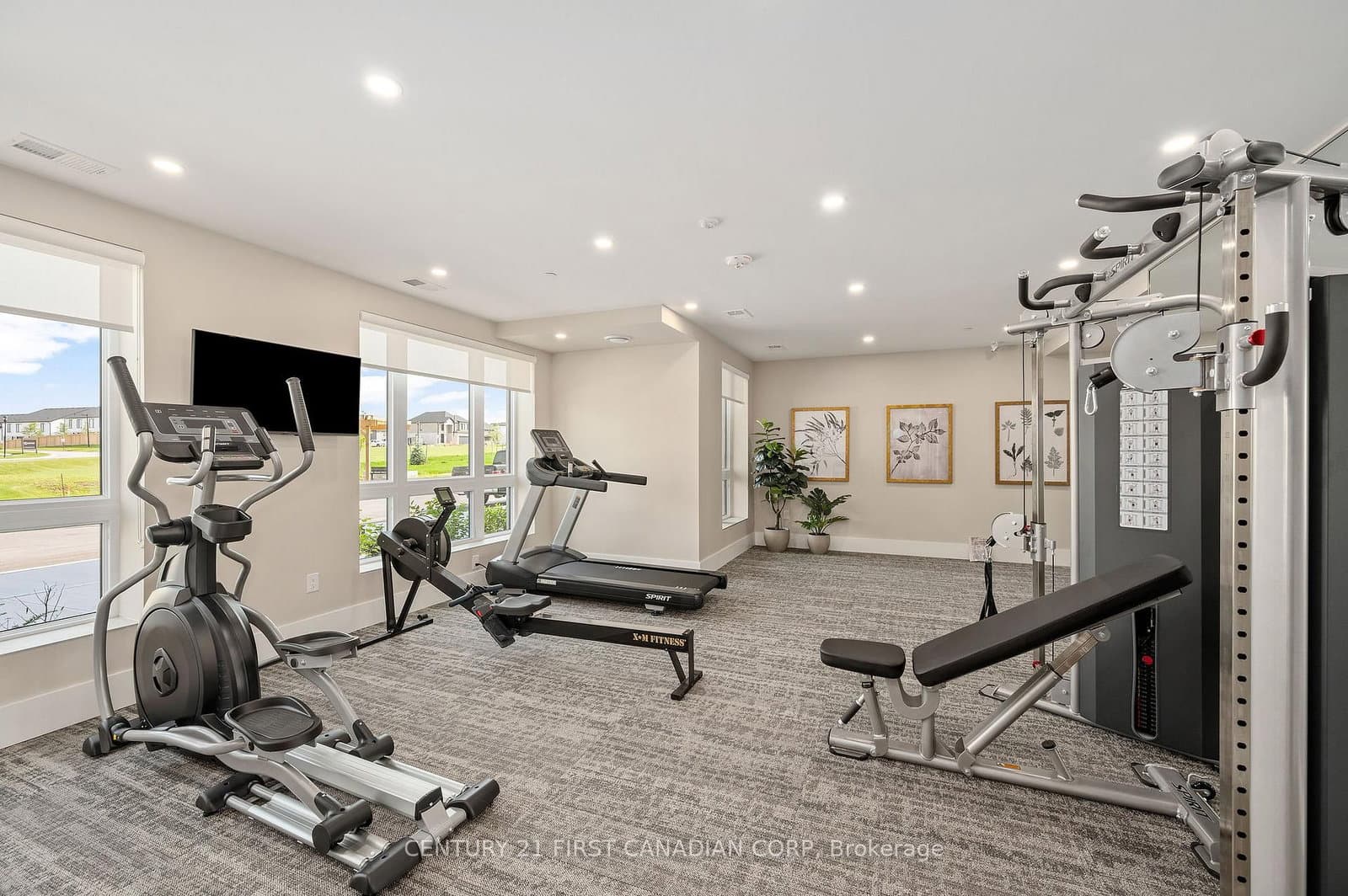 1560 Upper West Avenue, Unit 313 thumbnail 22