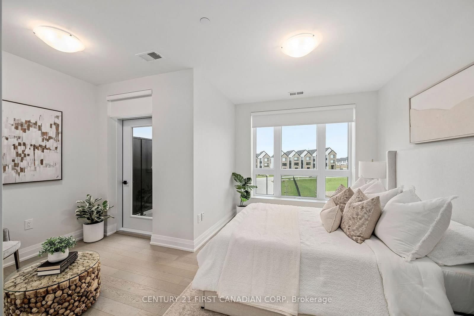 1560 Upper West Avenue, Unit 313 thumbnail 8