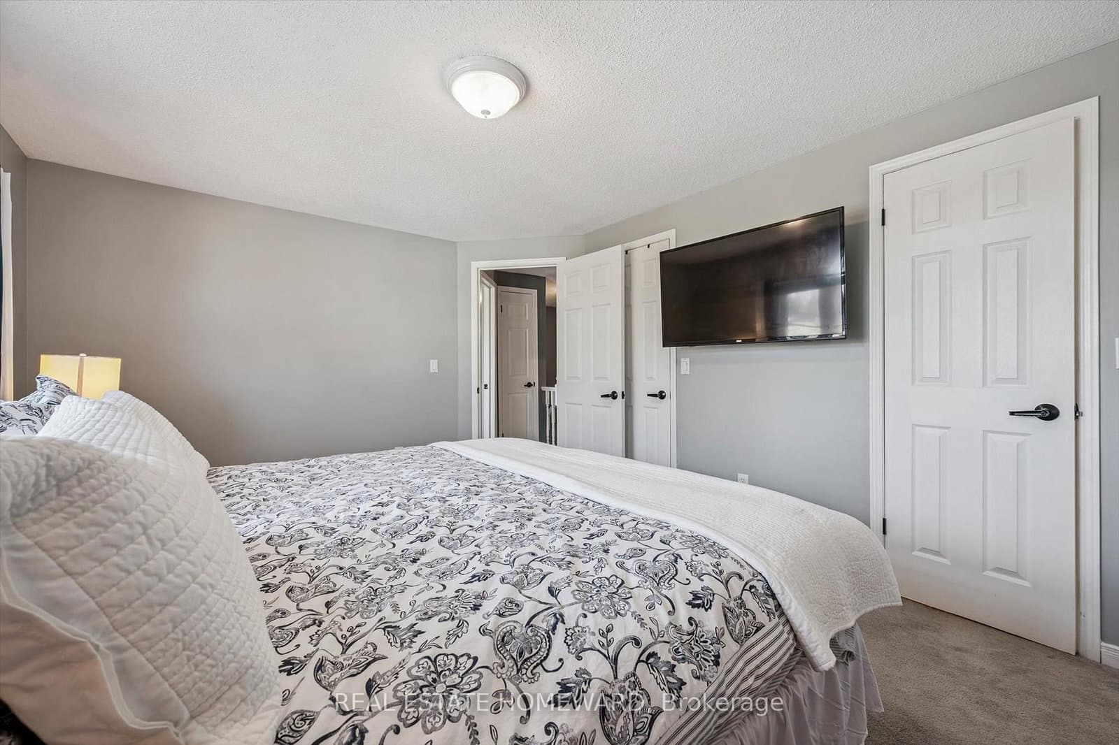 941 Gordon Street, Unit 50 thumbnail 23
