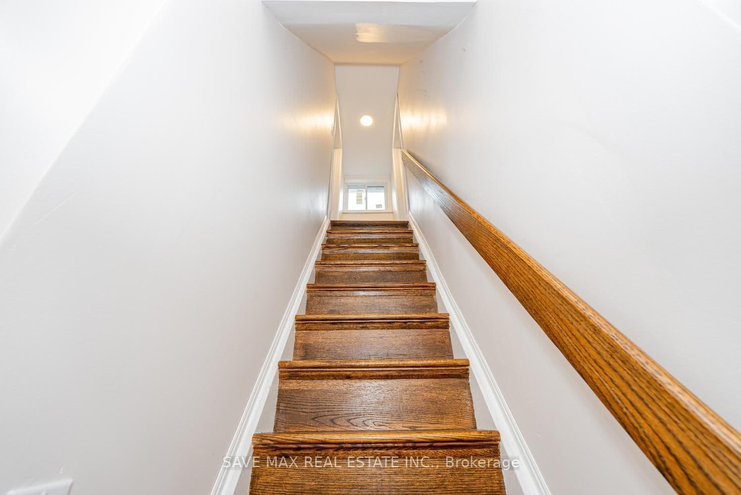 4 Beaumont Crescent thumbnail 26