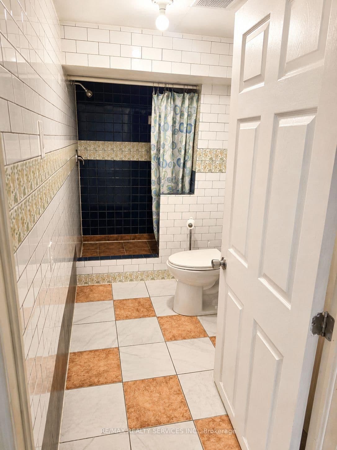 238 Linden Drive thumbnail 19