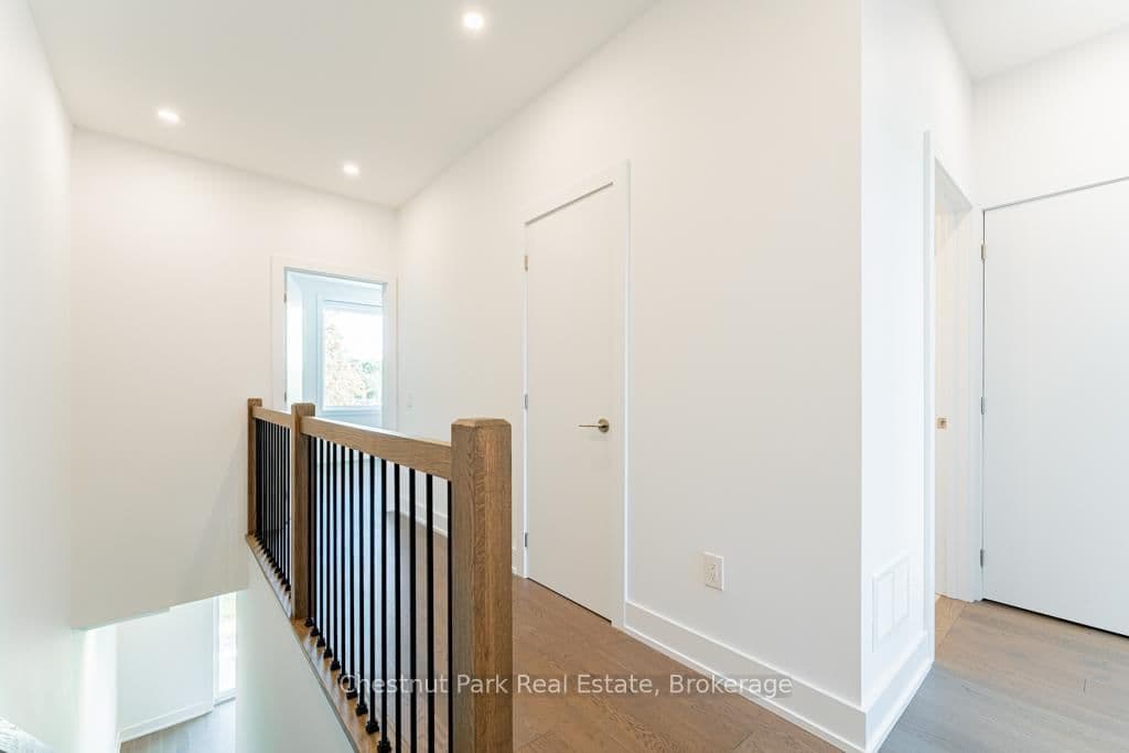 29 ROCKMOUNT Crescent thumbnail 17
