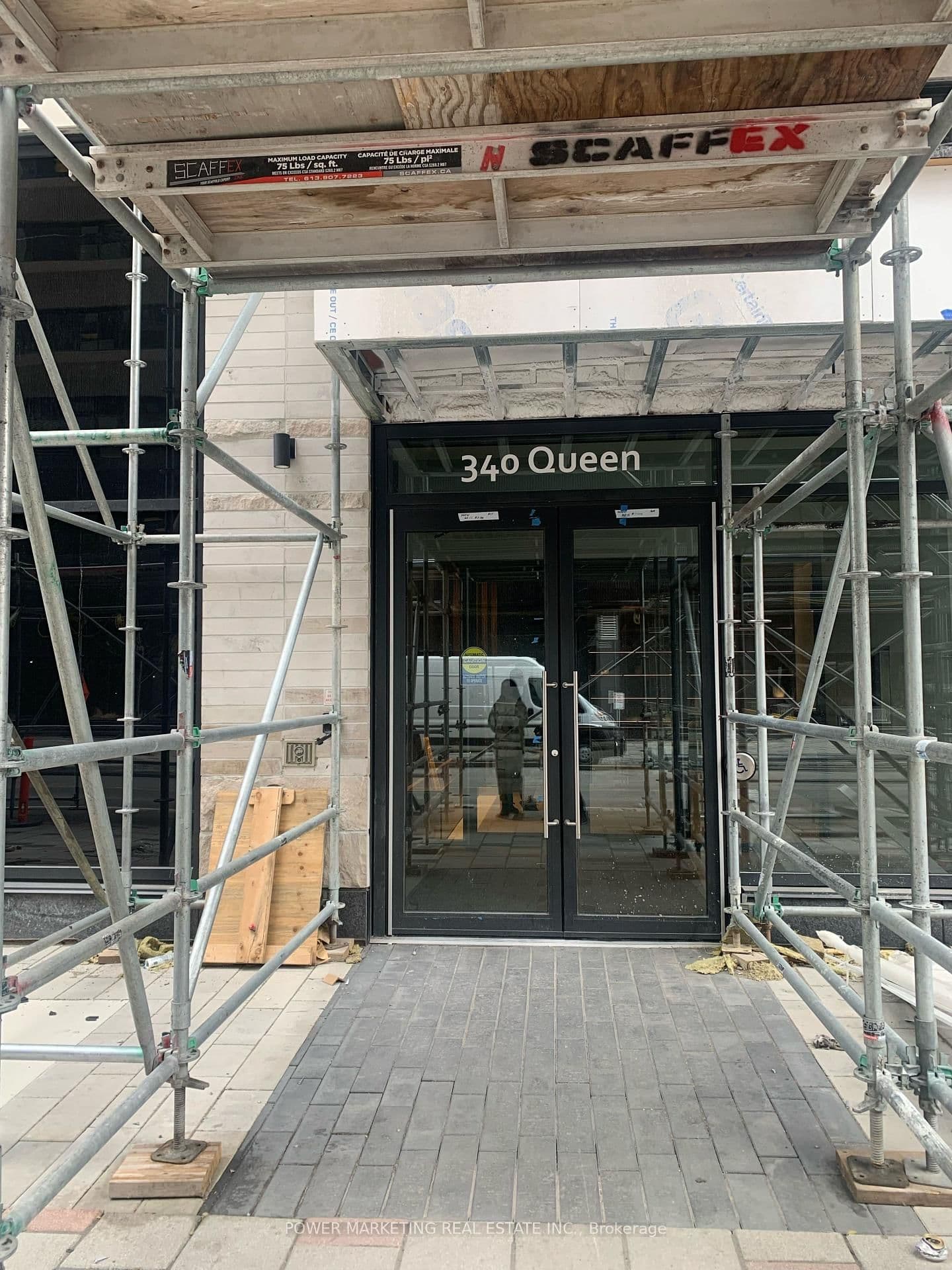 340 QUEEN Street, Unit 408 thumbnail 4