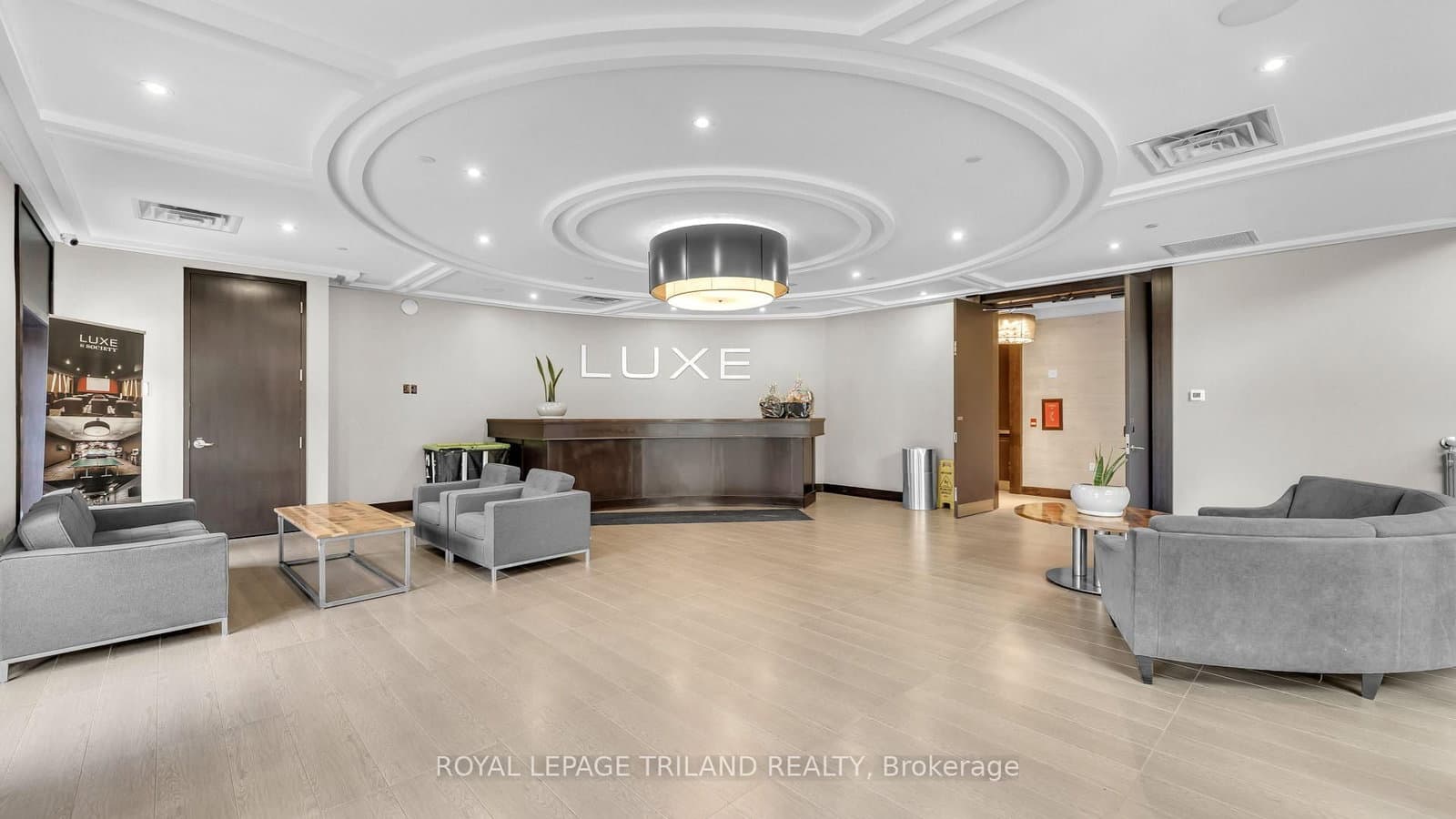 1235 Richmond Street, Unit 901 thumbnail 2