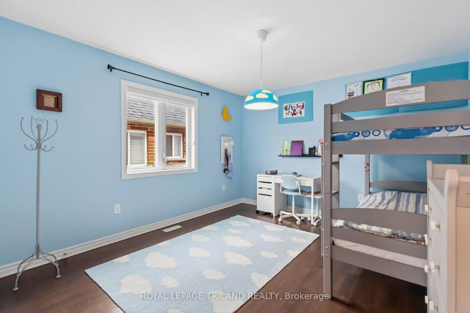 860 Kettleridge Street thumbnail 20