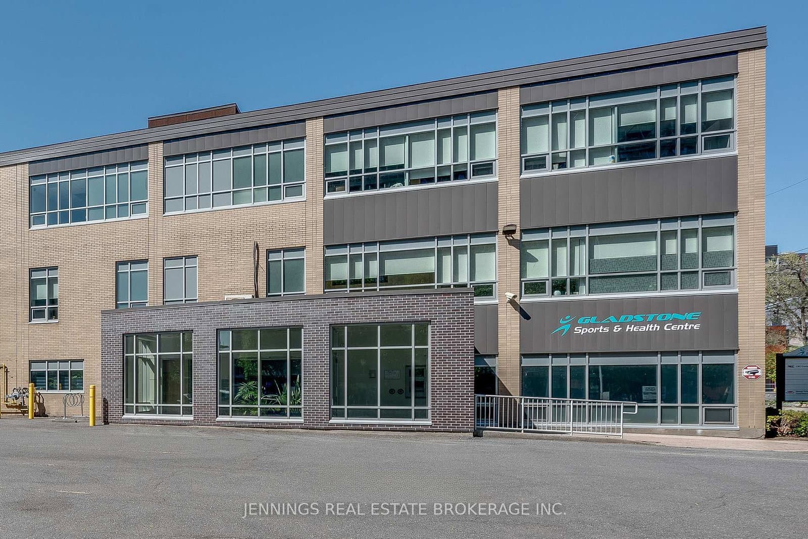 18 Louisa Street, Unit 310 - Image 1