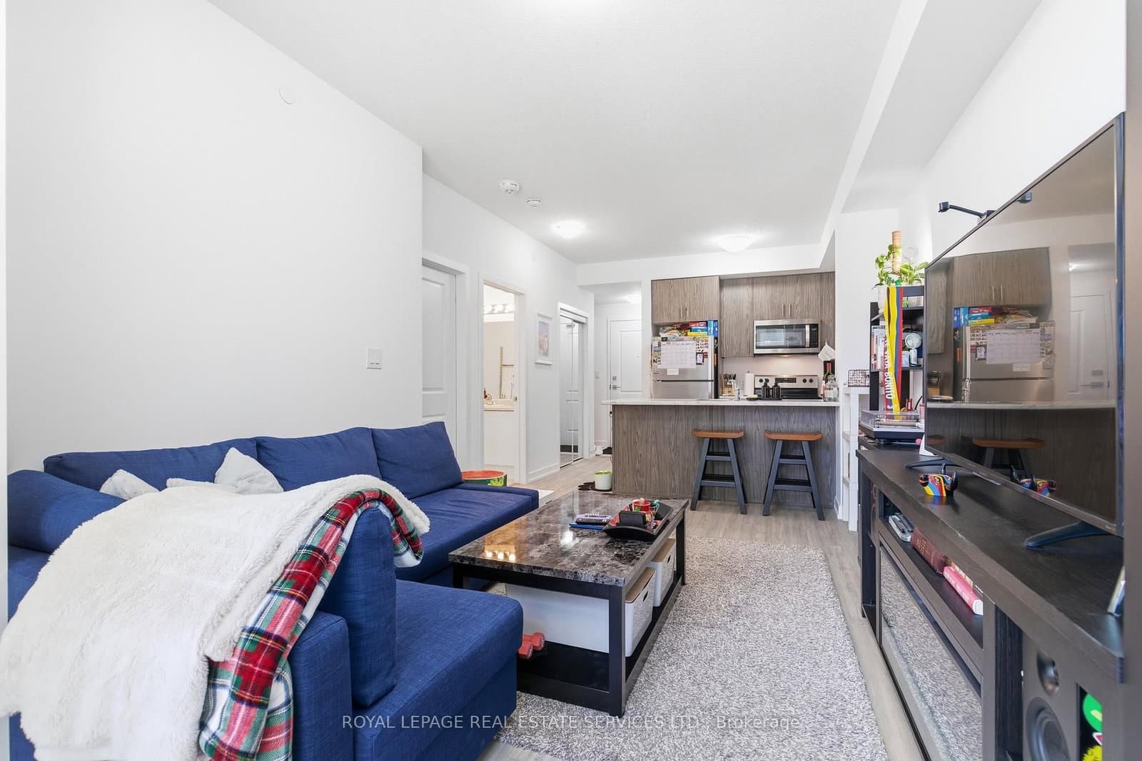 460 Dundas Street E, Unit 221 thumbnail 9