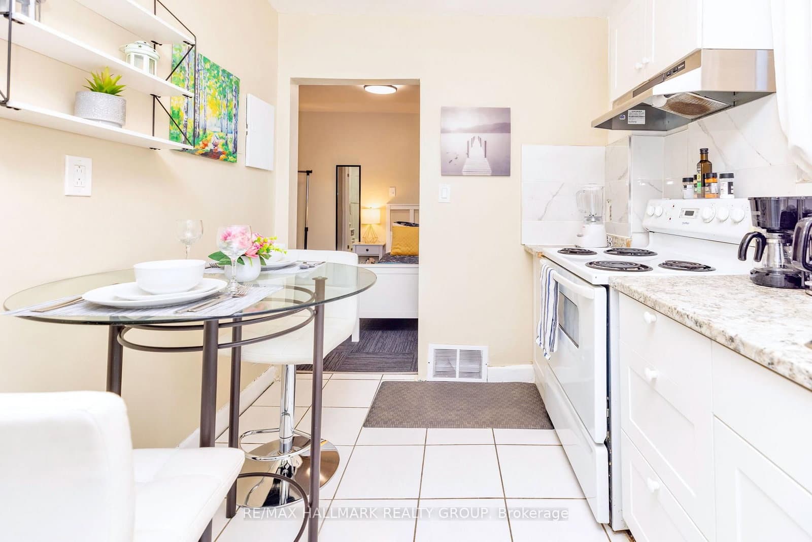 456 BRONSON Avenue, Unit 4 thumbnail 12