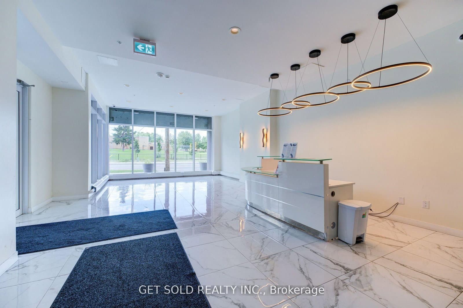 128 King Street N, Unit 1105 thumbnail 3
