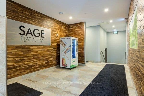 250 Albert Street, Unit 203 thumbnail 10