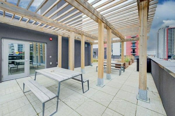250 Albert Street, Unit 203 thumbnail 11