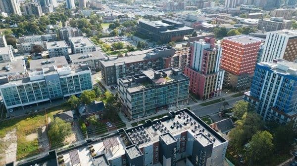 250 Albert Street, Unit 203 thumbnail 8