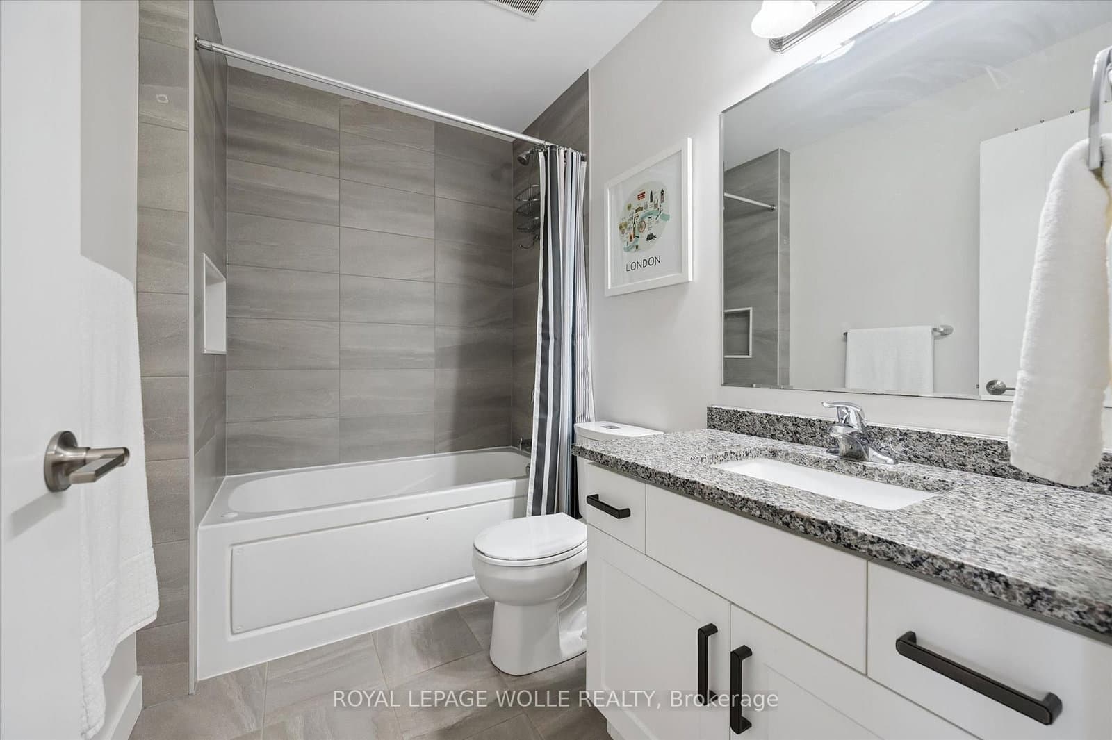 873 Robert Ferrie Drive thumbnail 28
