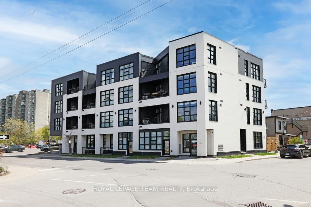 #303 - 101 Pinhey Street