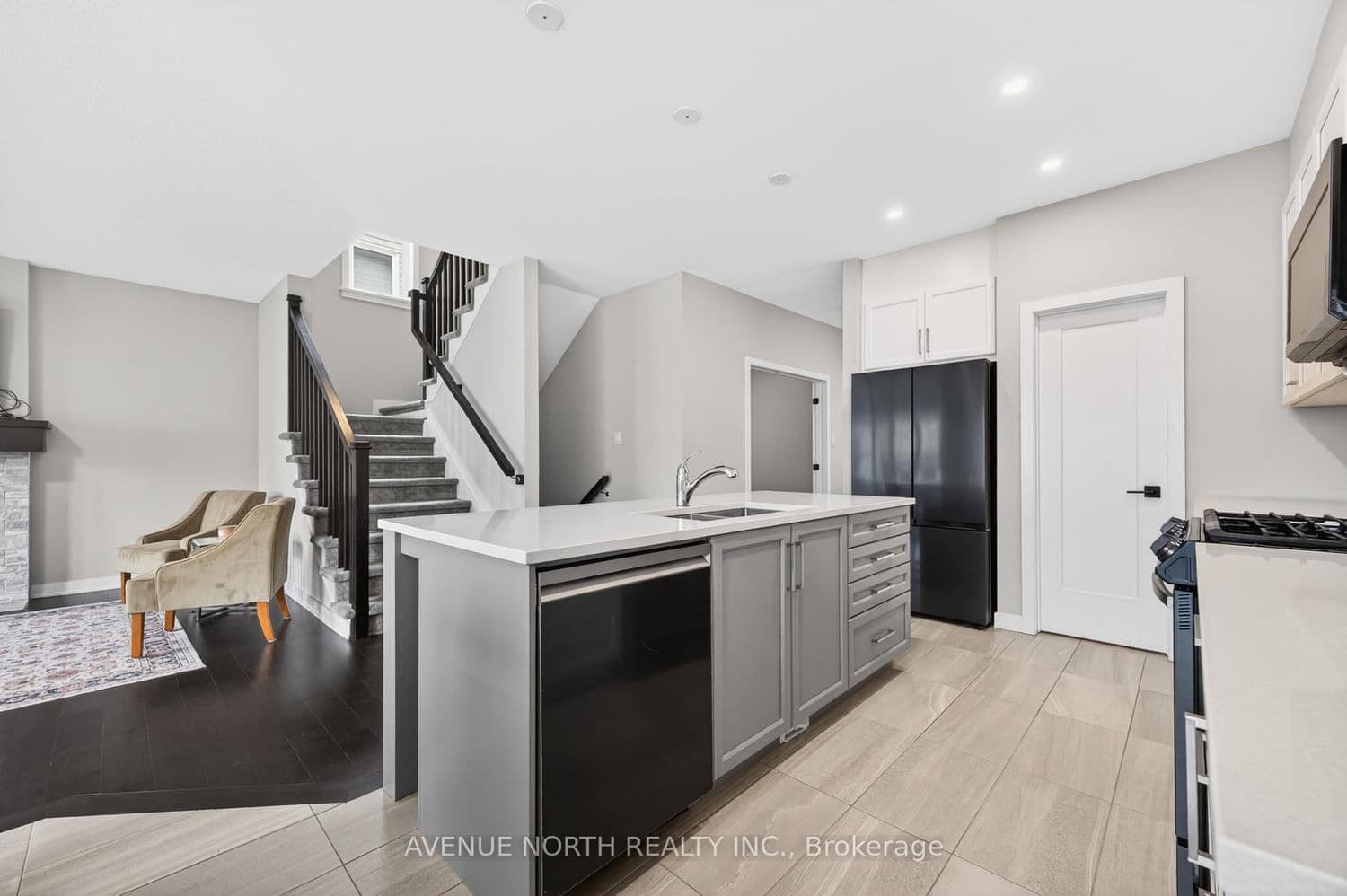 843 Sendero Way thumbnail 18