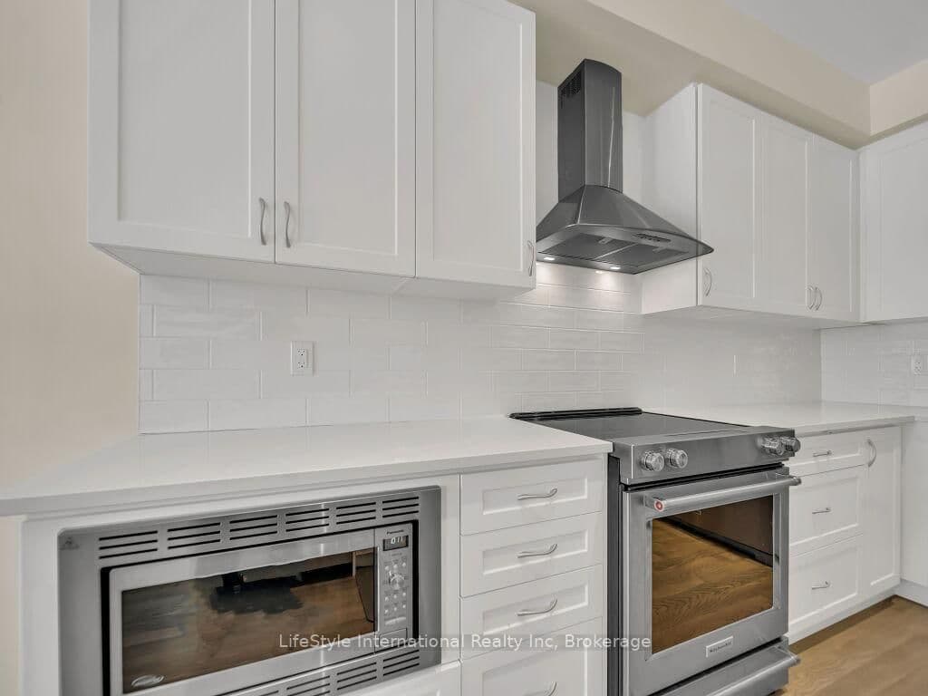 24 Hutchison Road thumbnail 10