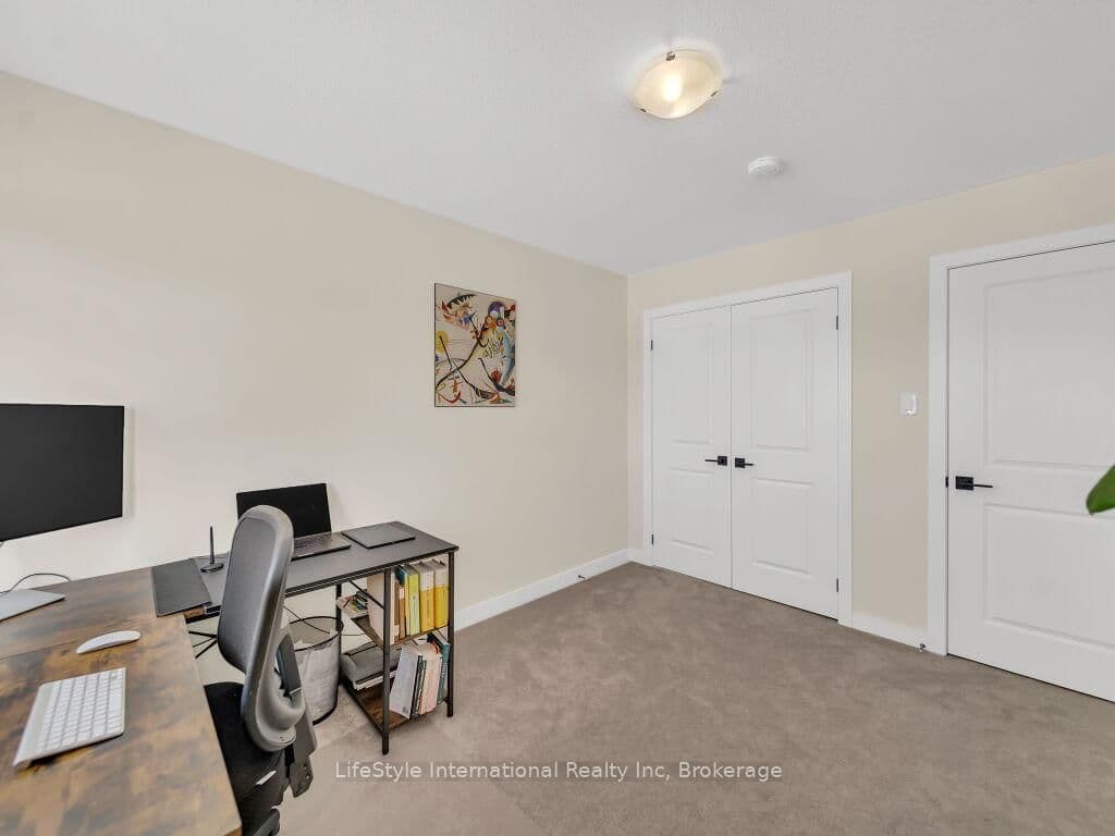 24 Hutchison Road thumbnail 29