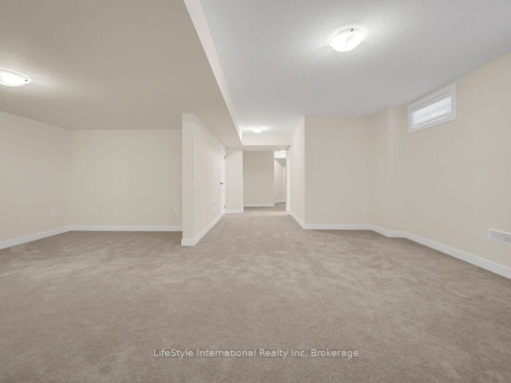 24 Hutchison Road thumbnail 37