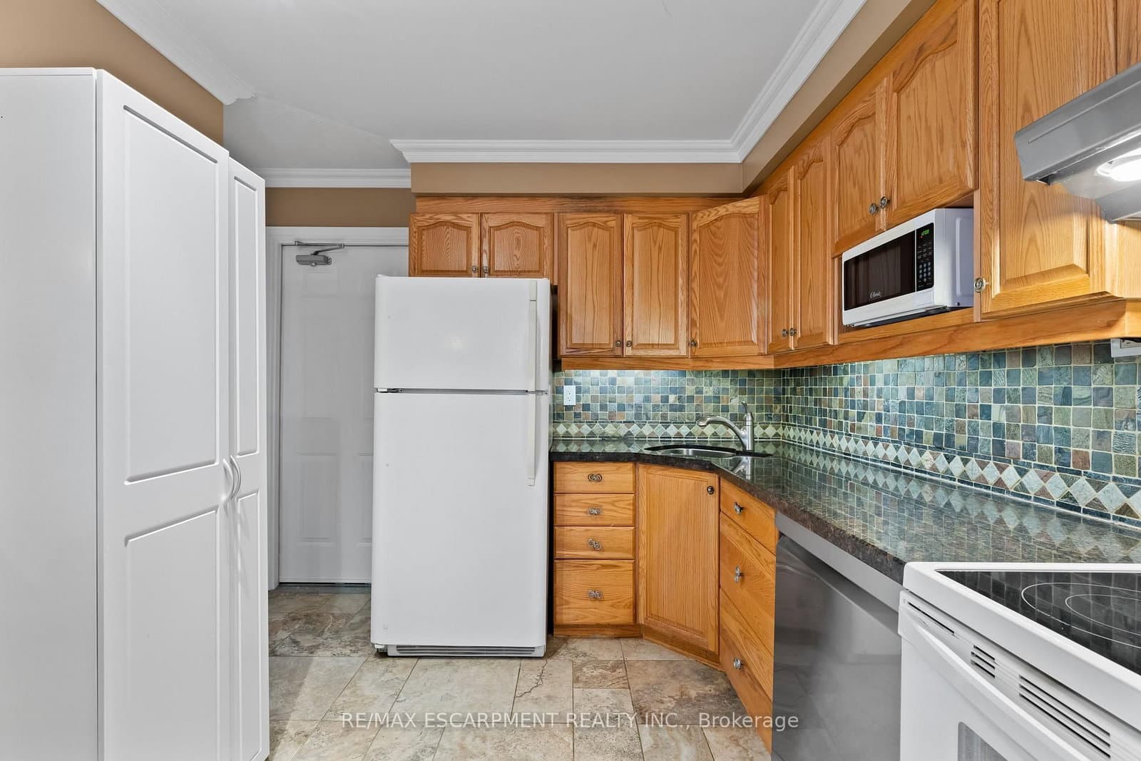 79 Braeheid Avenue, Unit 16 thumbnail 17