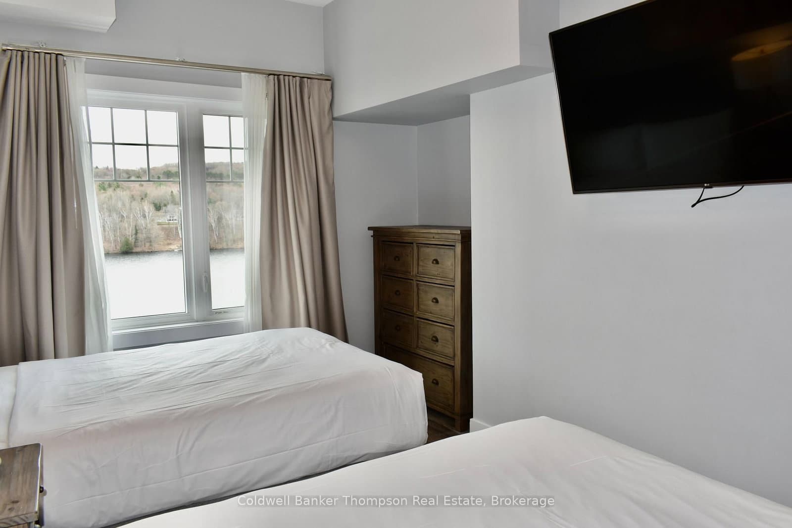 25 PEN LAKE POINT Road, Unit 409 thumbnail 19