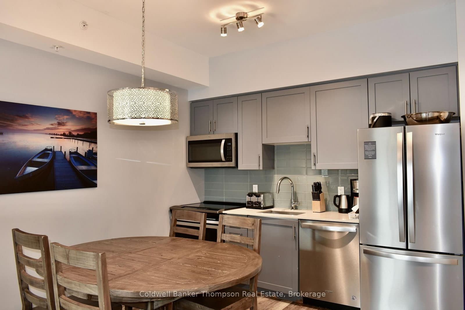 25 PEN LAKE POINT Road, Unit 409 thumbnail 6