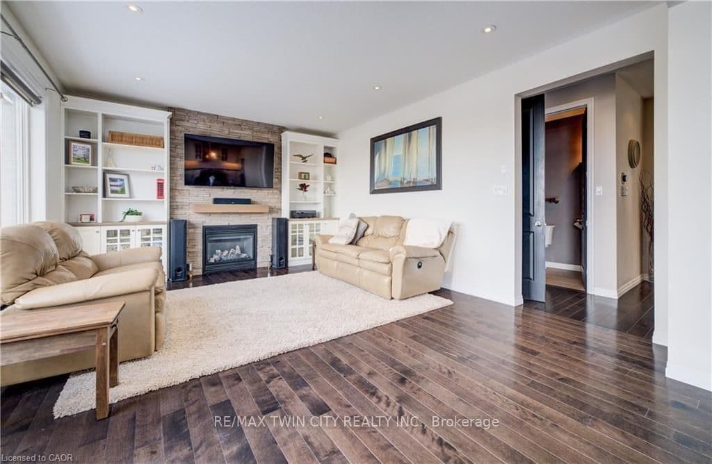 268 EVENS POND Crescent thumbnail 16