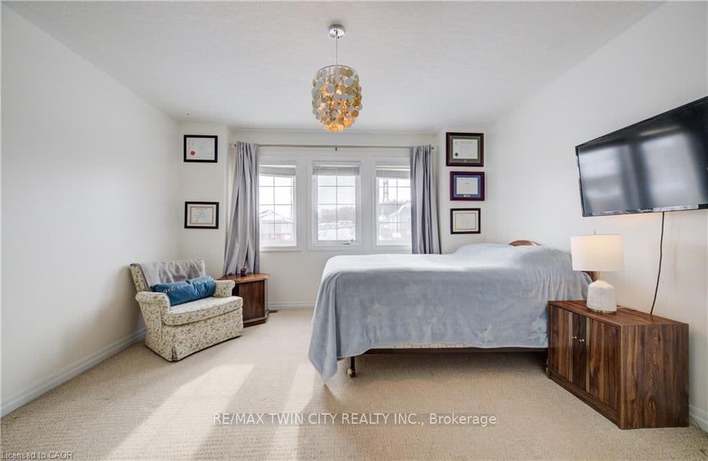 268 EVENS POND Crescent thumbnail 31