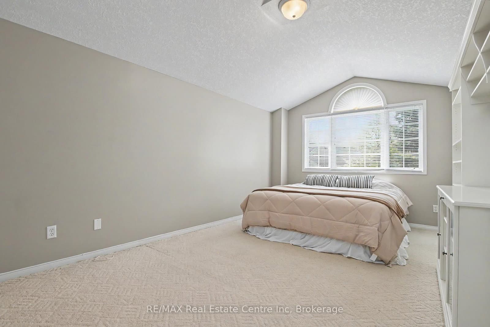 941 Gordon Street, Unit 48 thumbnail 17