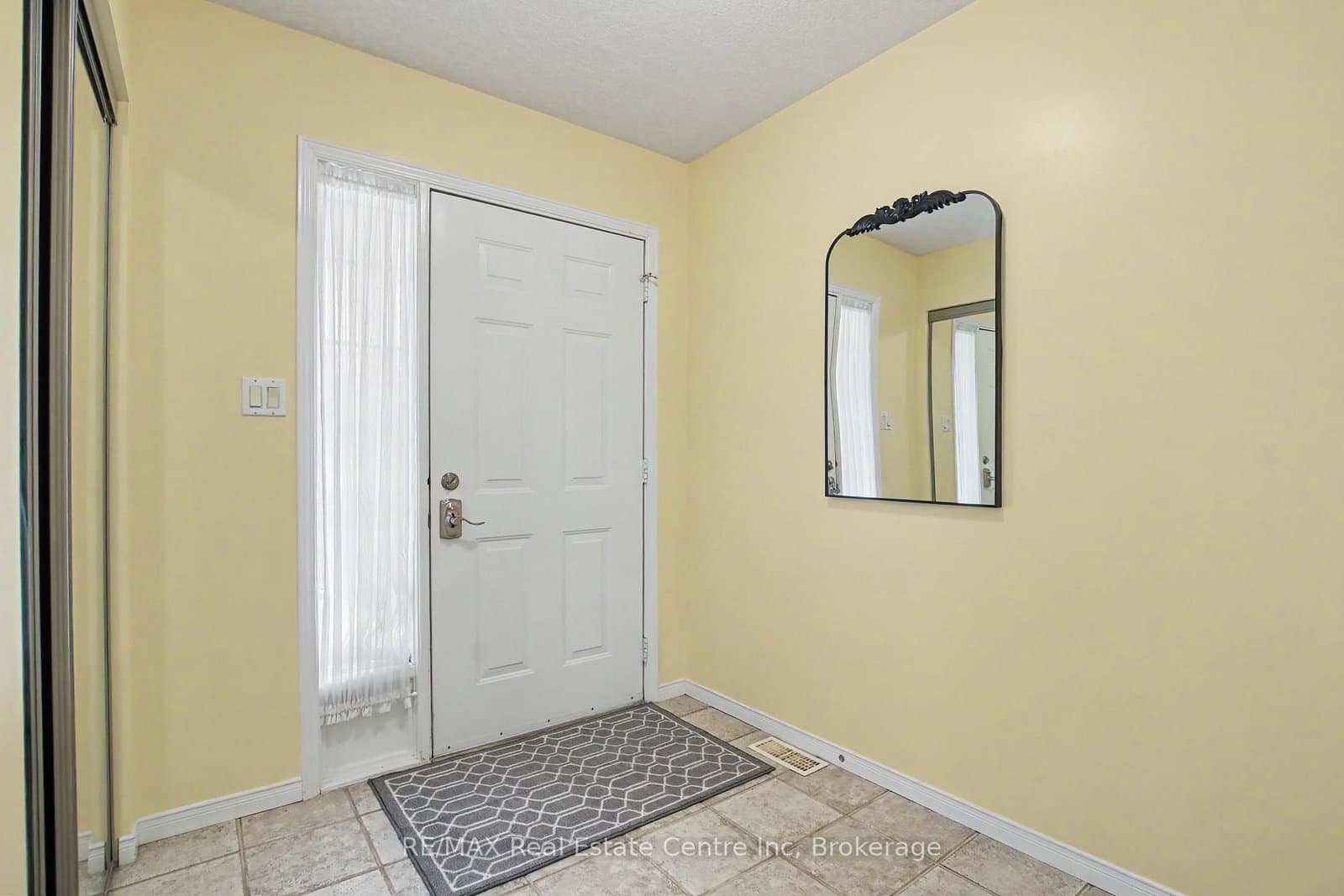 941 Gordon Street, Unit 48 thumbnail 3