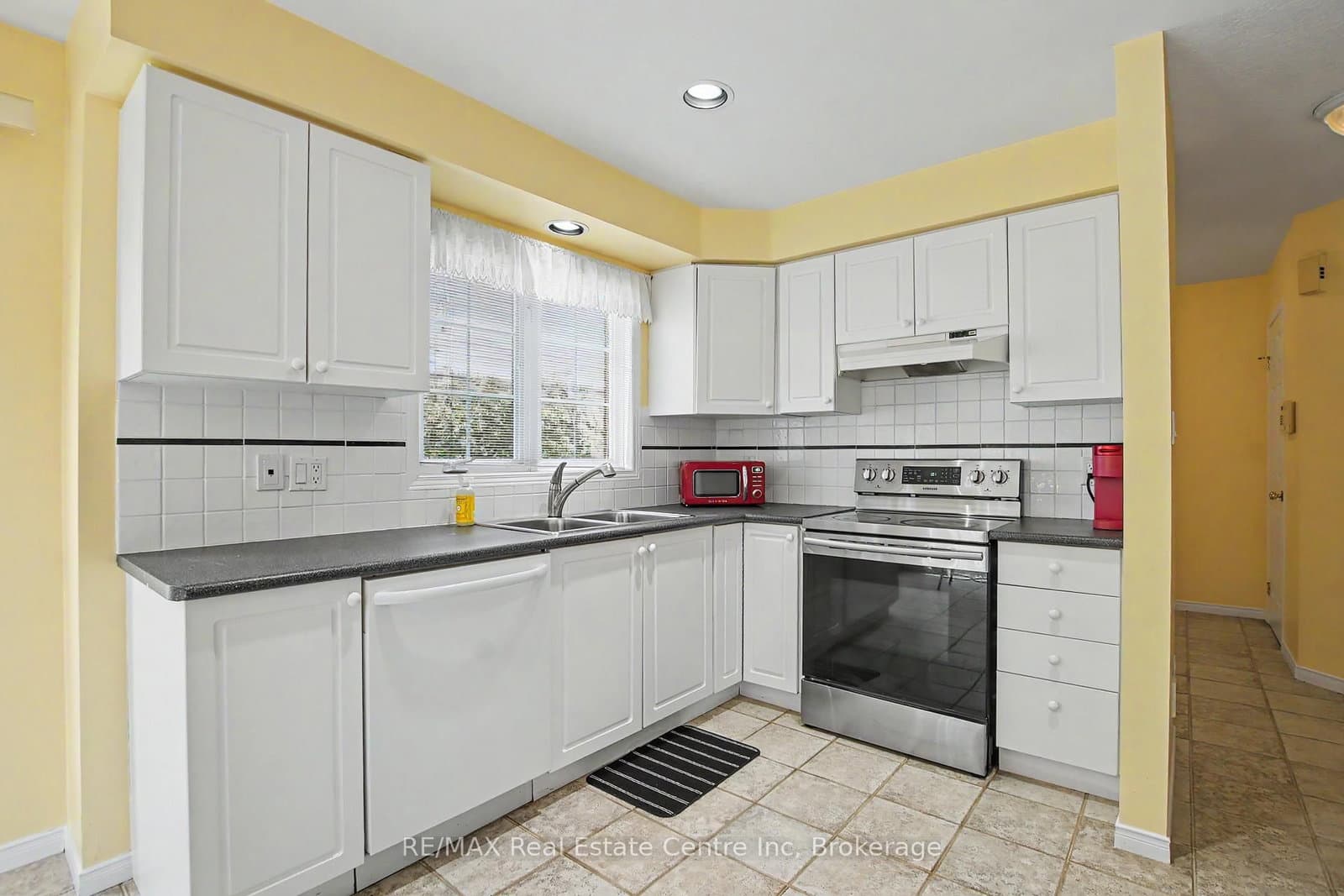 941 Gordon Street, Unit 48 thumbnail 6