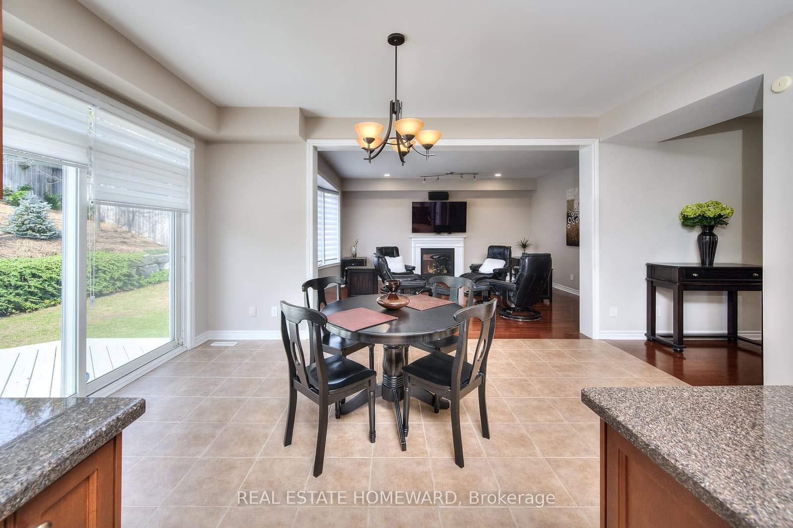 225 Ridgemere Court thumbnail 10