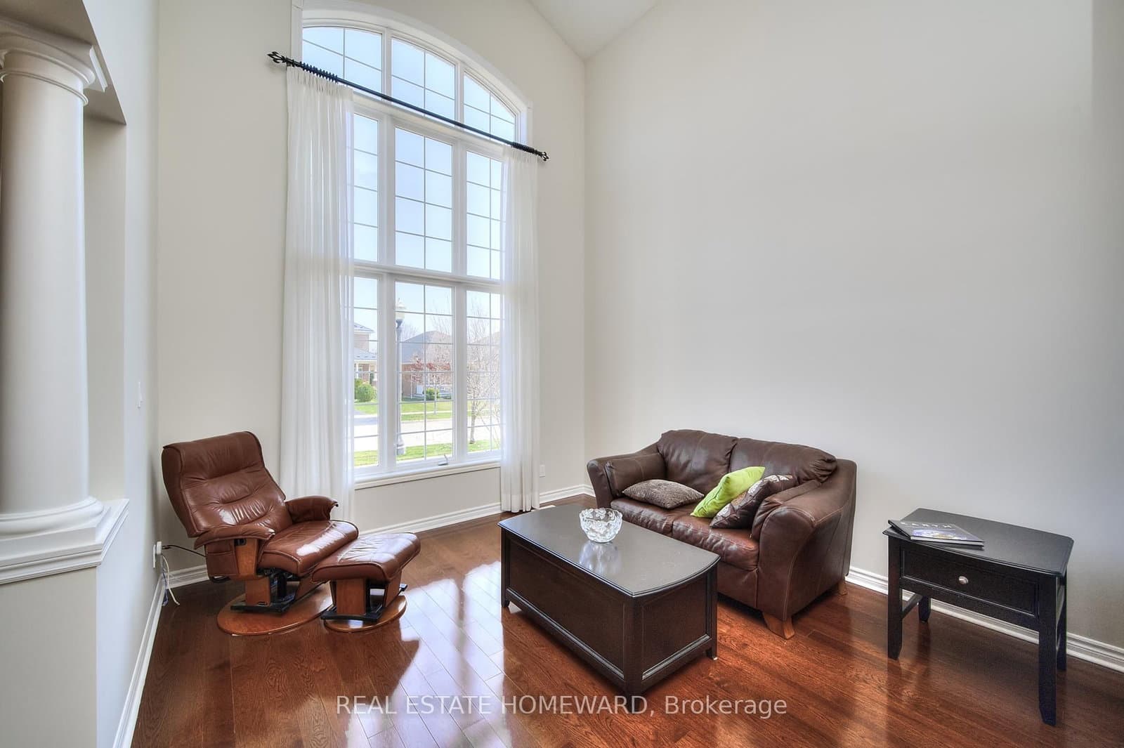225 Ridgemere Court thumbnail 13
