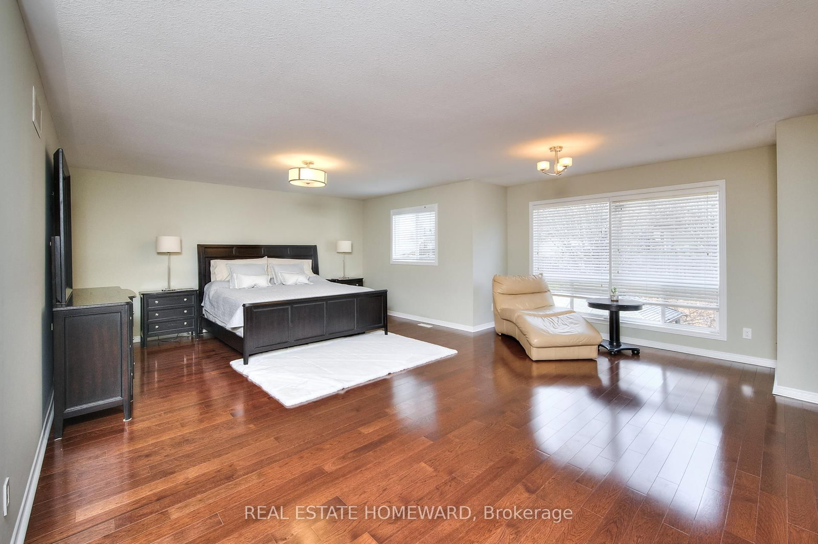 225 Ridgemere Court thumbnail 18