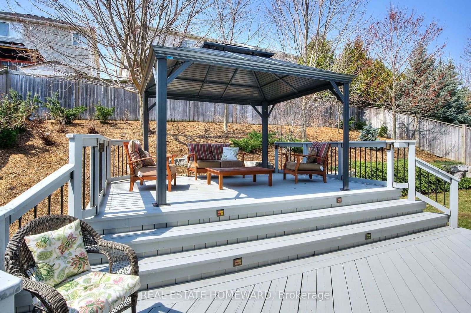 225 Ridgemere Court thumbnail 32